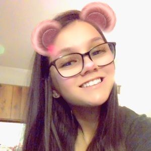 Meet your Posher, Vanessa